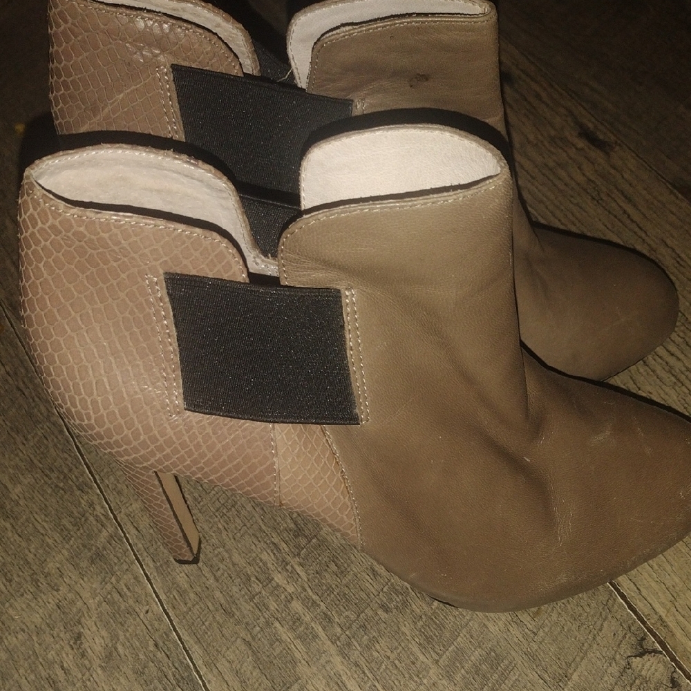 Vince Camuto Tan Ankle Booties